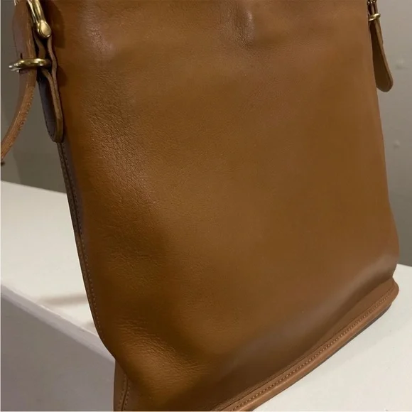 Vintage Coach Equestrian Crossbody Bag 9806 Brown Leather USA Made - Picture 10 of 13